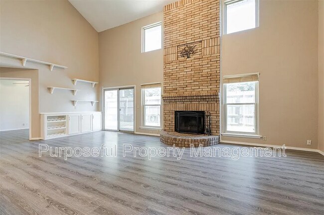 Foto del edificio - 2501 Patti Pl