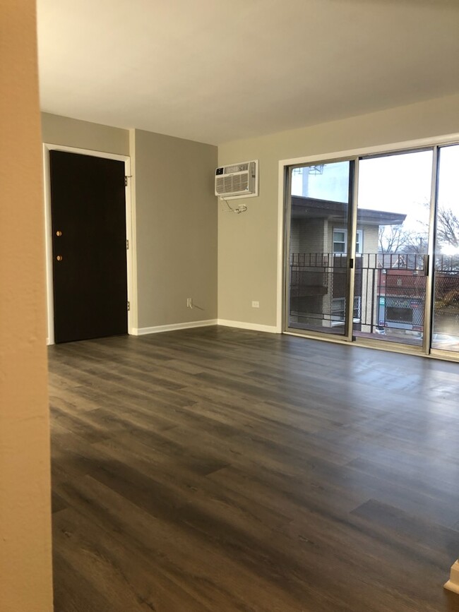 Foto del edificio - 5849 S Francisco Ave