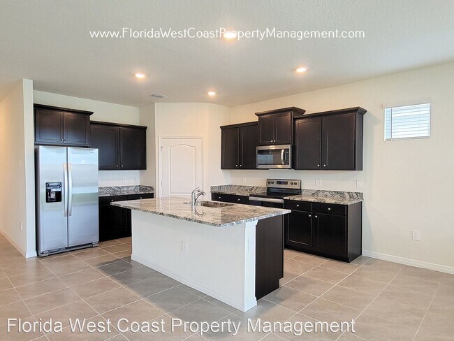 Building Photo - 4 br, 2 bath House - 5816 Oak Bridge Ct