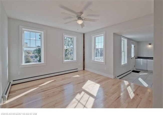 Interior Photo - 50 Elm St