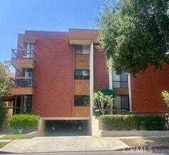 Building Photo - 511 N Jackson St