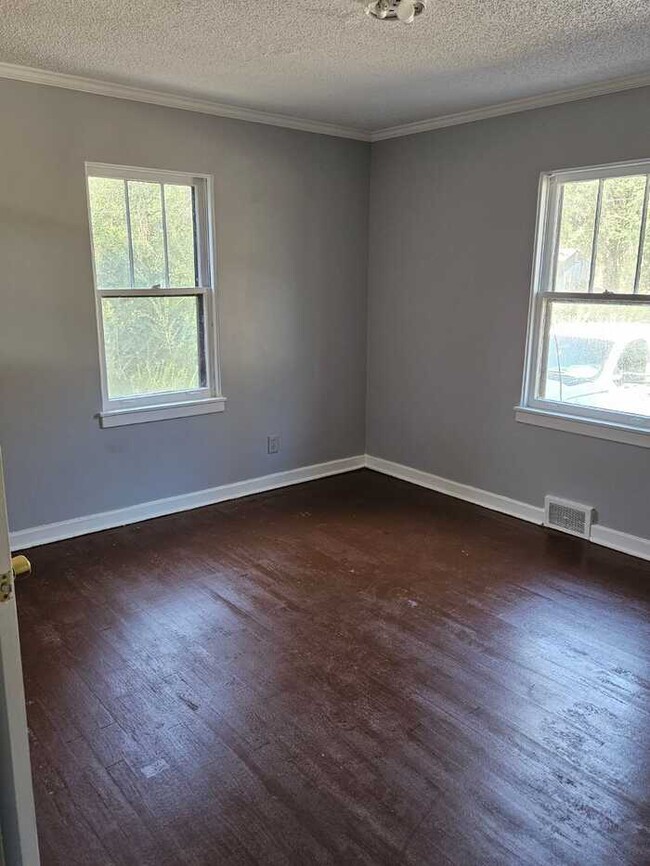 Building Photo - 989 Curry Pl