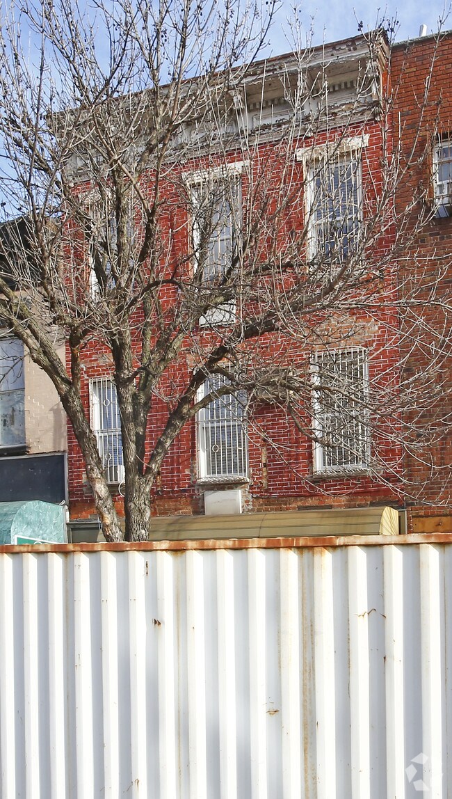 Foto del edificio - 159 Division Ave