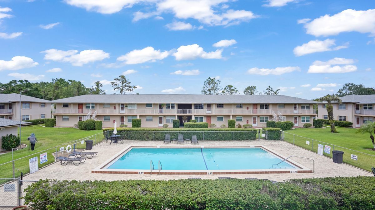 Foto principal - 1100 E Caroline St