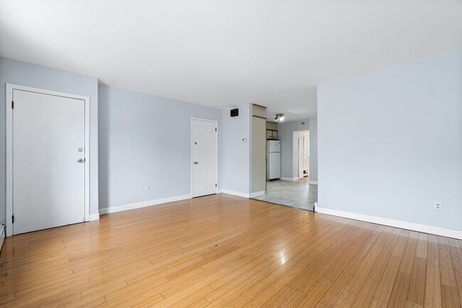 Foto del edificio - 120 Grant Ave