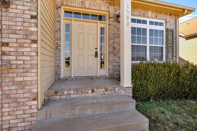 Foto del edificio - Perfect Family Layout with Office & Large Fenced Backyard