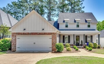 Building Photo - 150 Pine Ridge Cir