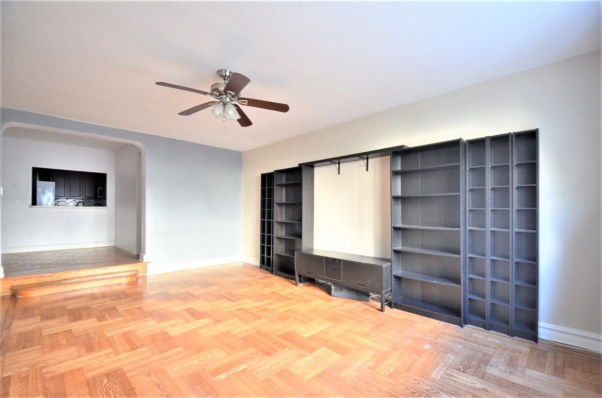 Foto principal - 100 Bennett Ave