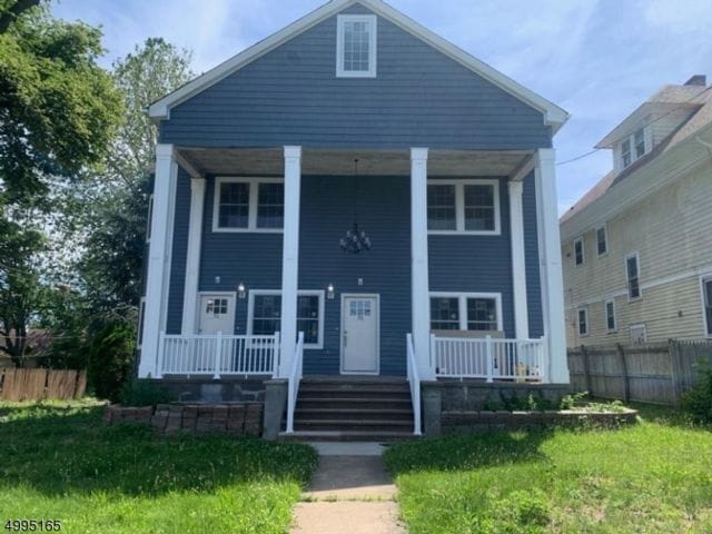 Primary Photo - 31 Grove St
