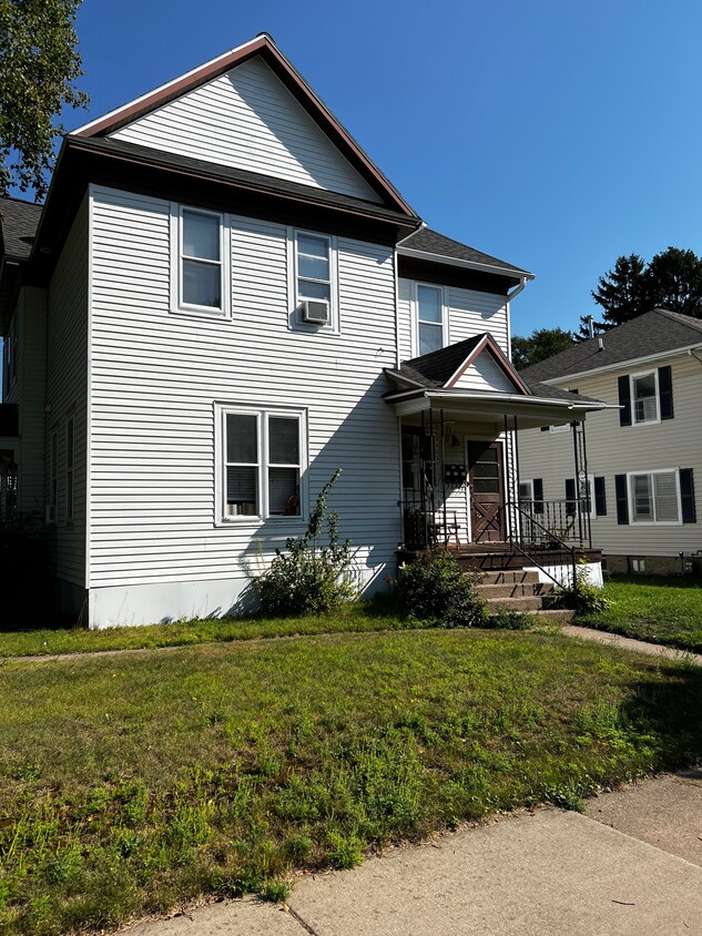 Primary Photo - 1301 N 9th St