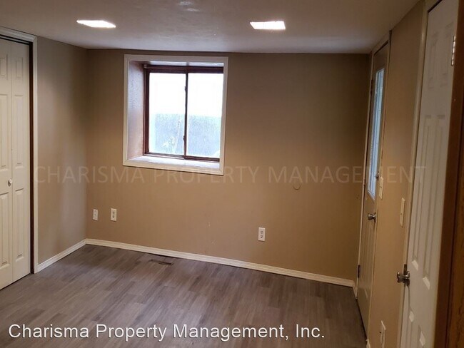 Foto del edificio - 624 W 15th St