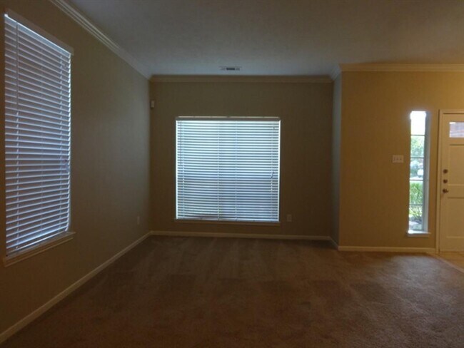 Building Photo - 14614 Twisted Pecan Ct