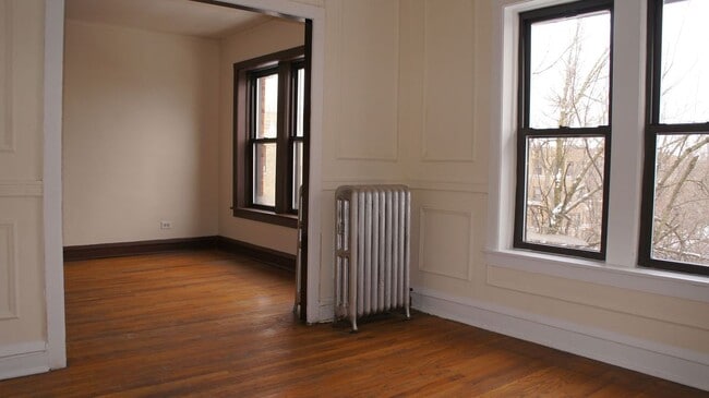 Building Photo - 2700 N Spaulding Ave