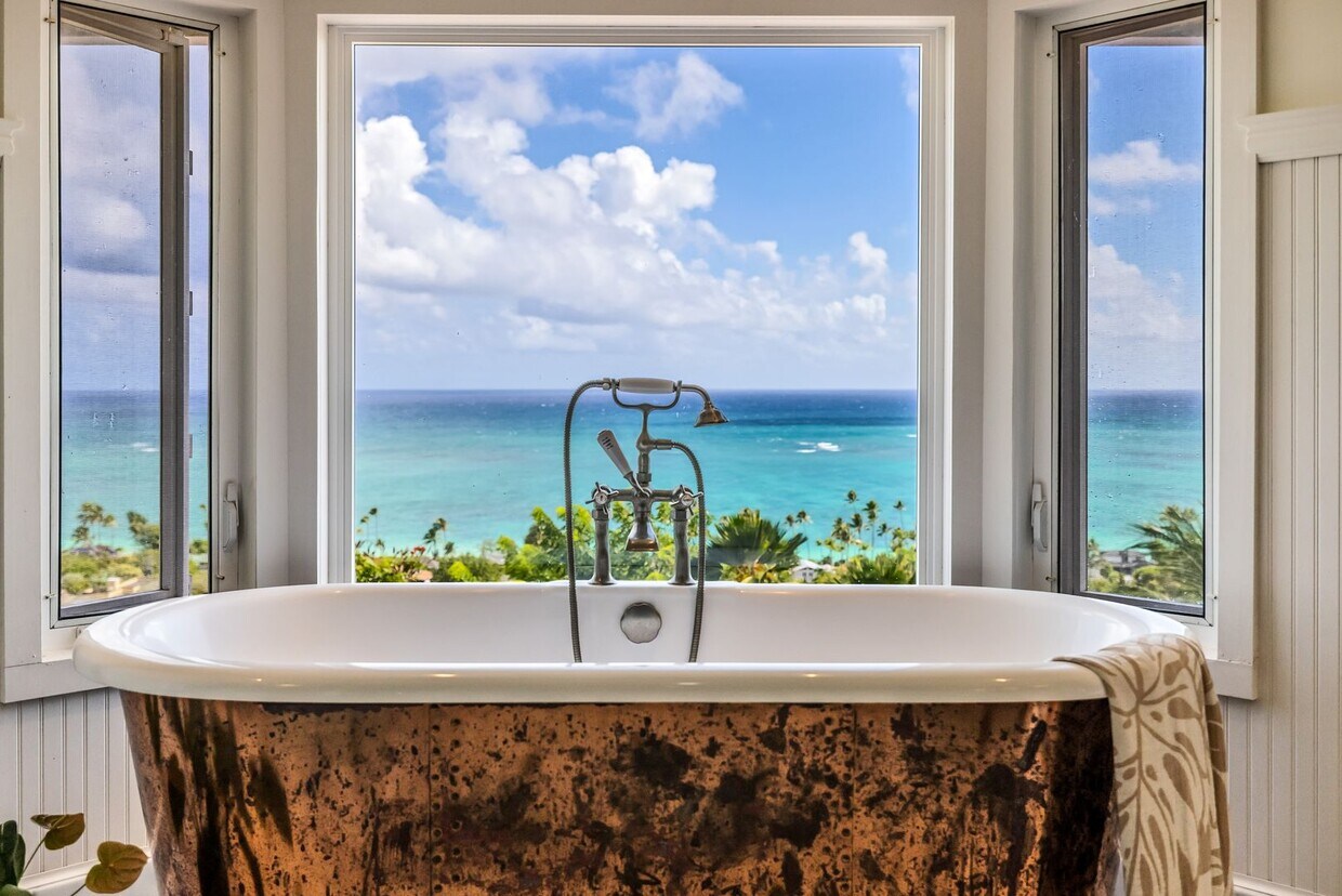 Primary Photo - 2 Bedroom Home on Lanikai Hillside