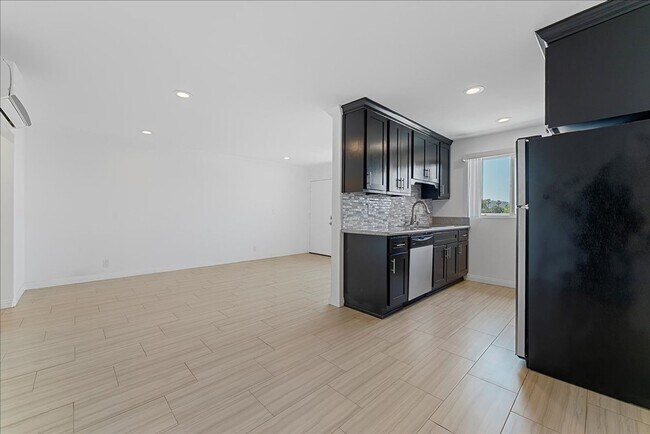 Foto del edificio - 376 N Ave 57