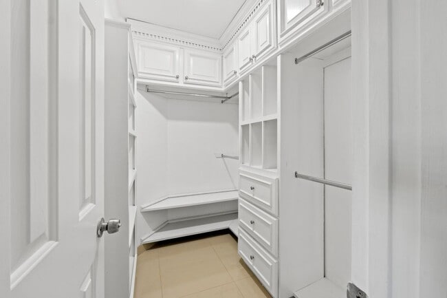 Foto del edificio - 2203 E 19th St