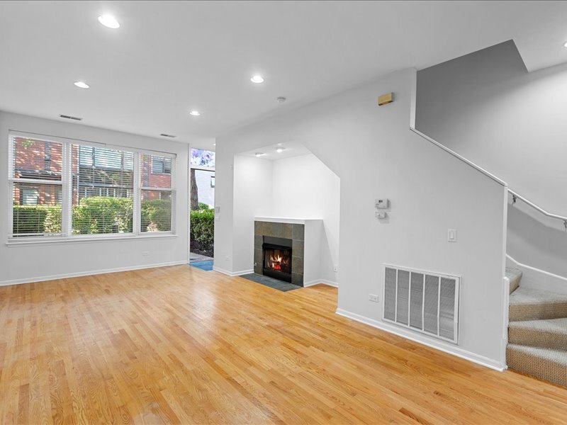 Foto principal - 945 N Howe-H