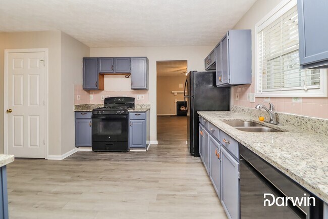 Building Photo - 5894 Crescent Ridge Ct