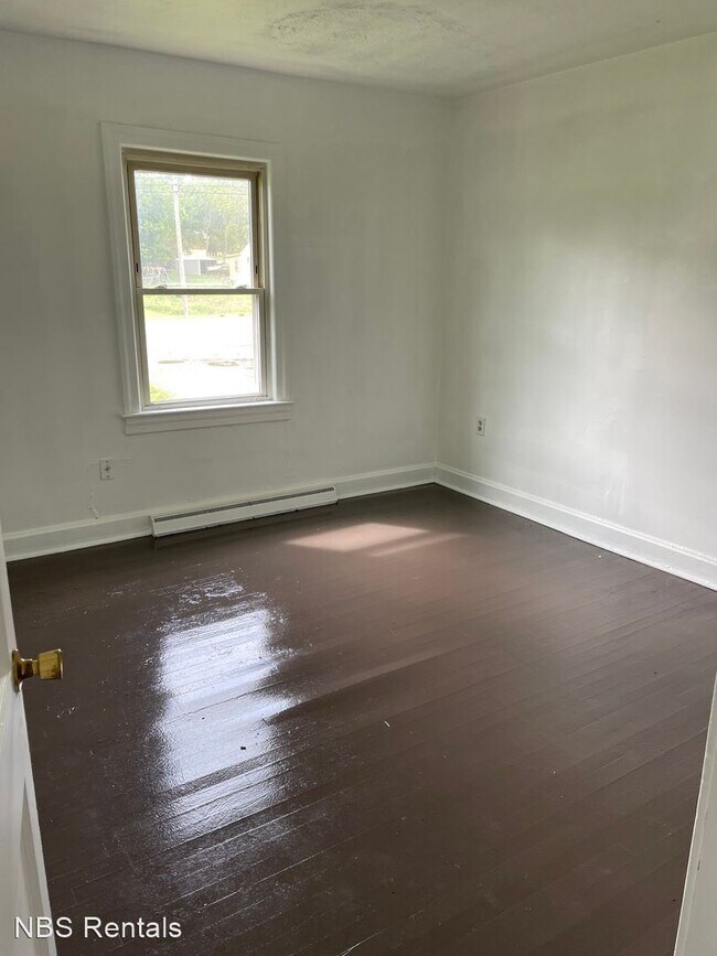 Building Photo - 2 br, 1 bath House - 4625 Shula Drive