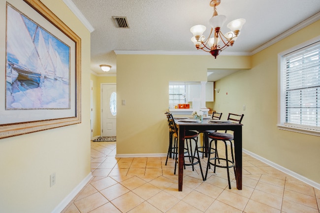 Building Photo - 6851 King Arthur Dr