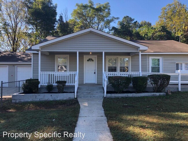 Foto del edificio - 4 br, 2 bath House - 724 E. Nelson Ave