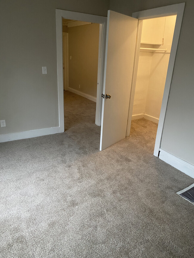 Building Photo - 608-610 Dearborn / Re Integrity