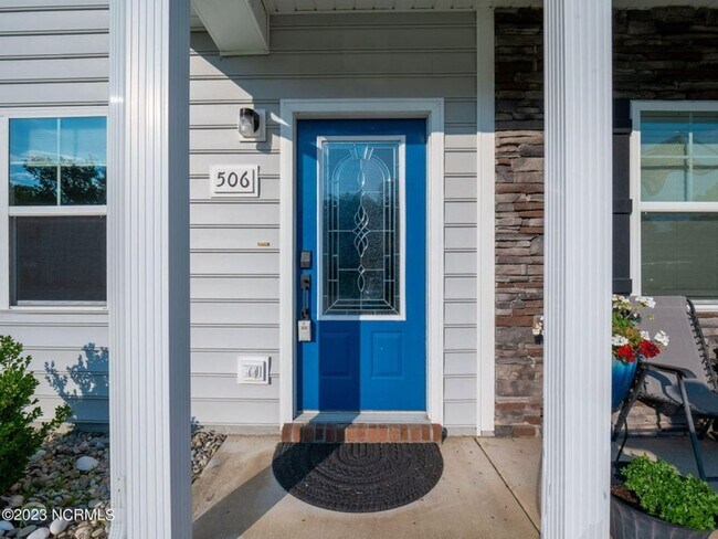 Foto del edificio - 506 Justice Farm Dr
