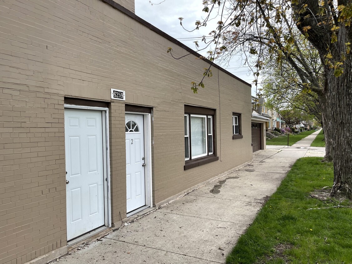 6259 W Peterson Ave, Chicago, IL 60646 House Rental in Chicago, IL
