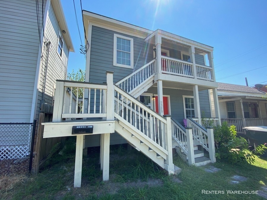 Galveston Duplex Unit A House for Rent in Galveston, TX