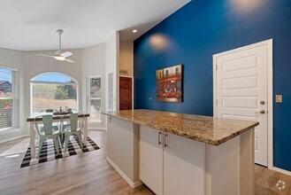 Building Photo - 4877 Lakes Edge Pl