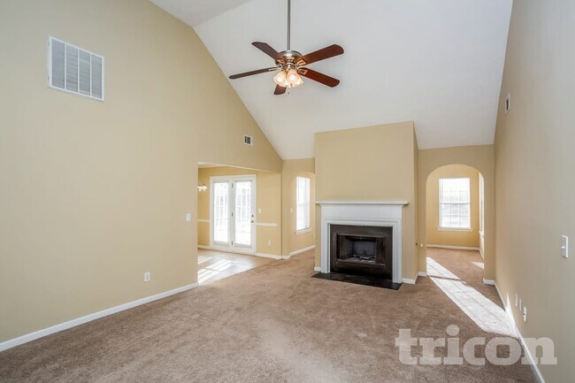 Building Photo - 5020 Towne Park Dr