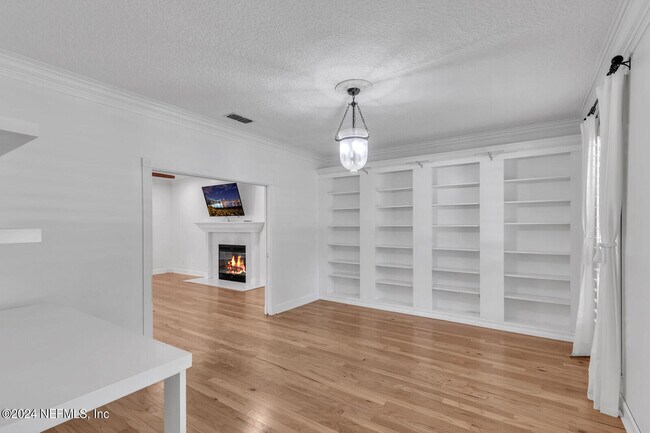 Foto del edificio - 1427 Mallard Landing Blvd