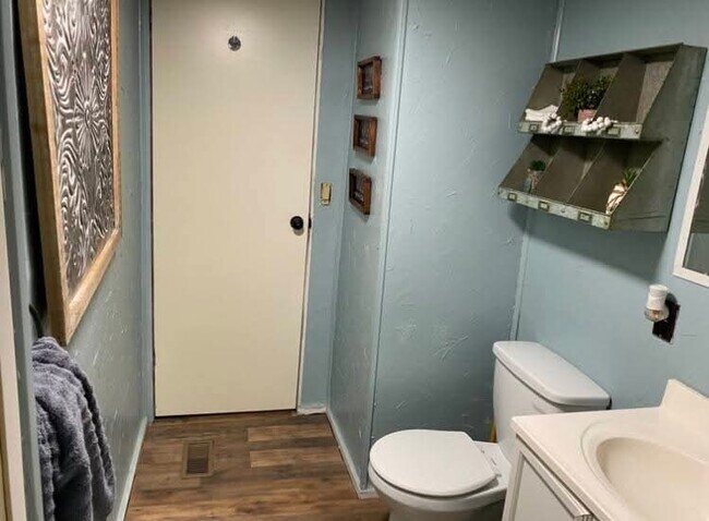 Foto del edificio - 3939 Colbert Rd