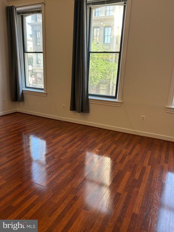 Foto del edificio - 616 E St NW