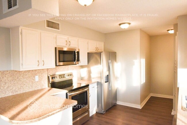 Foto del edificio - 18706 Platte River Way