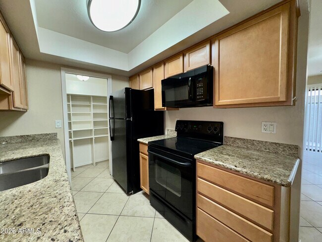 Foto del edificio - 16635 N Cave Creek Rd
