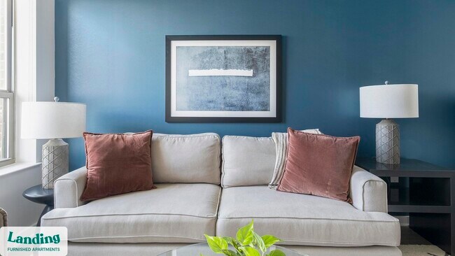 Building Photo - 825 Usener St