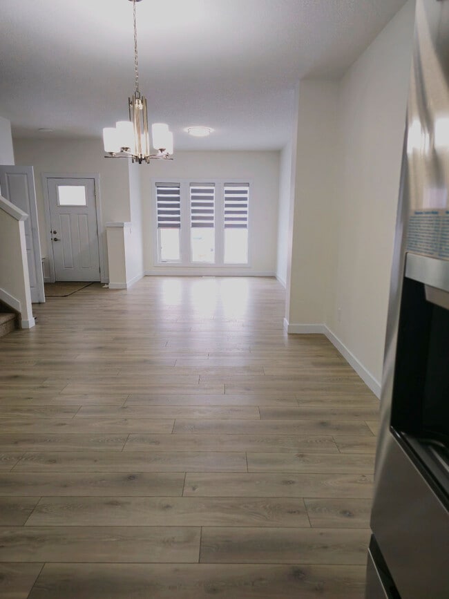 Building Photo - 63 Fenwyck Blvd