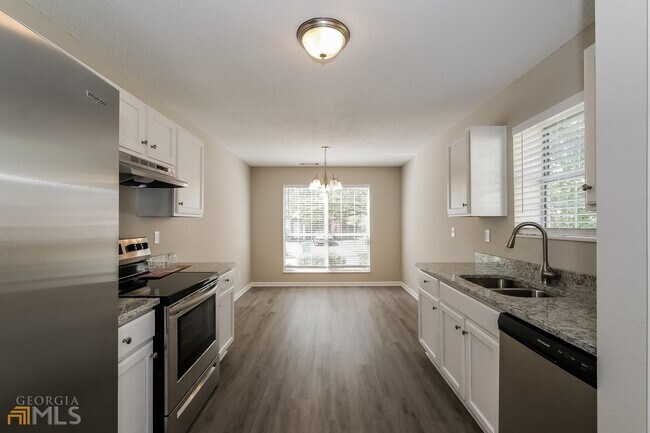Building Photo - 4732 Klondike Cir