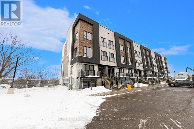 Photo du bâtiment - 16 Melbourne Ave