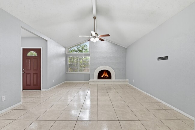 Building Photo - 4702 N Cashel Cir