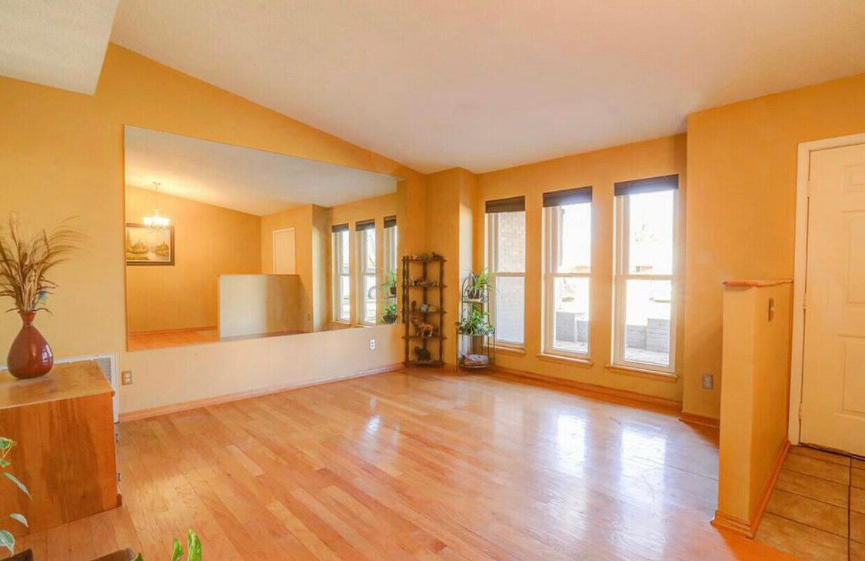 3709 N Bryan Ave, Bethany, OK 73008 House Rental in Bethany, OK