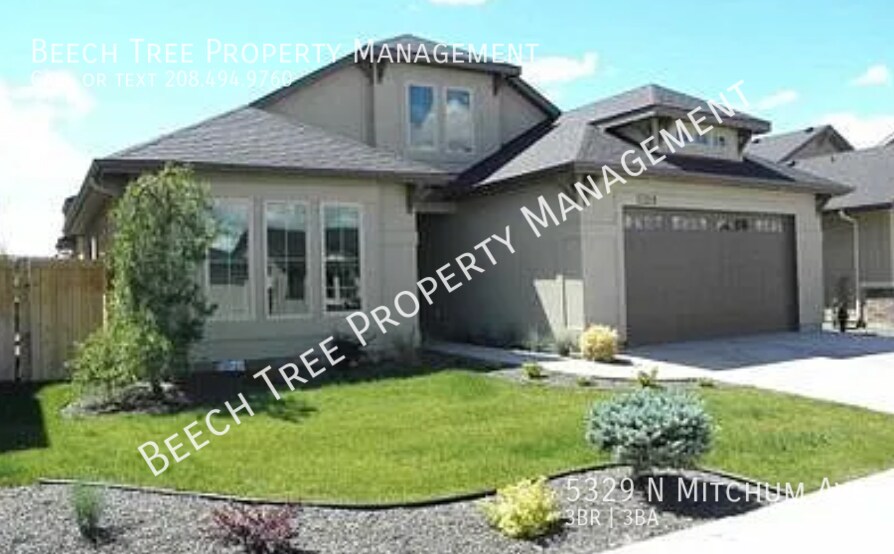 Foto principal - AVAILABLE NOW! Beautiful, Brighton home lo...