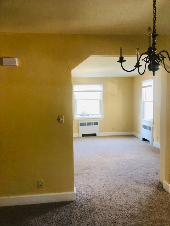 Foto del edificio - 7704 Lambert Pl