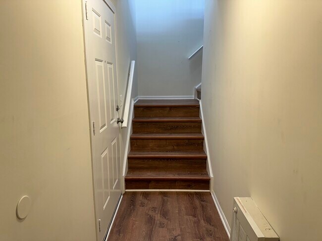 Foto del edificio - 1361 Orleans Dr