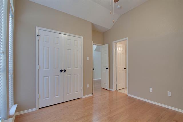 Foto del edificio - 2140 Mahogany St