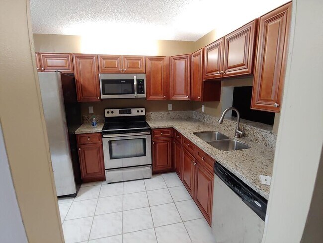 Foto del edificio - 7951 Southgate Blvd