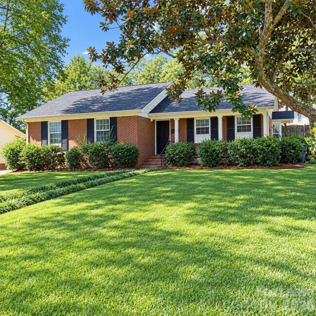 Foto del edificio - 7500 Thorncliff Dr