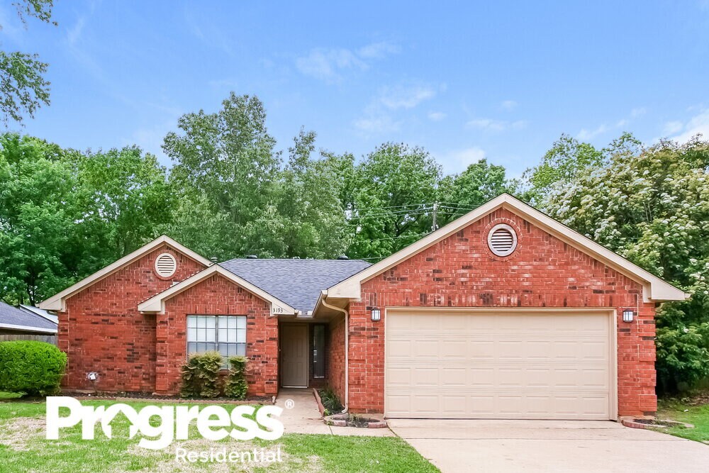 3193 Meadowview Dr, Corinth, TX 76210 House Rental in Corinth, TX