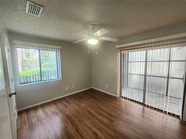 Foto del edificio - 2608 Oak Park Way